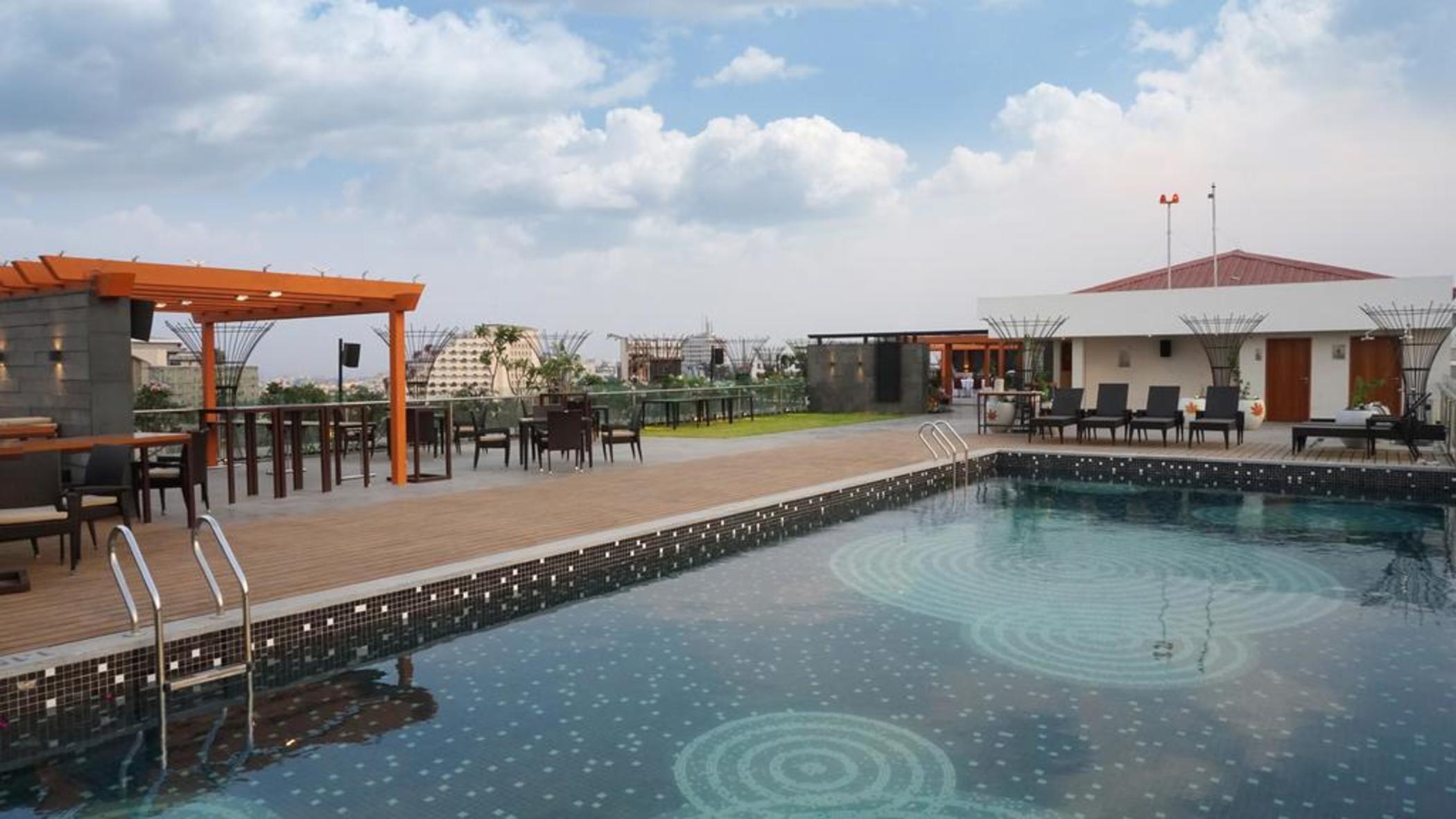 Hyatt Place Hyderabad Banjara Hills Exterior photo